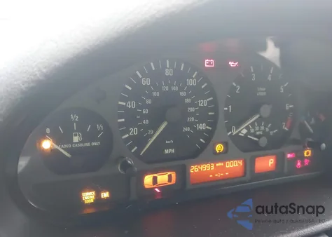 2005 BMW 325I from USA, damaged, VIN WBAEV334X5KW16563